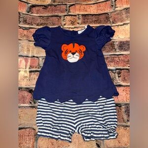 Auburn outfit